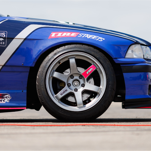 Accelera 651 Sport: 200 TRW Race Tire