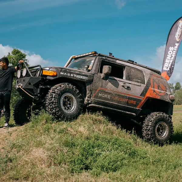Toyota FJ Cruiser - Accelera Badak X-Treme - extreme mud terrain tire