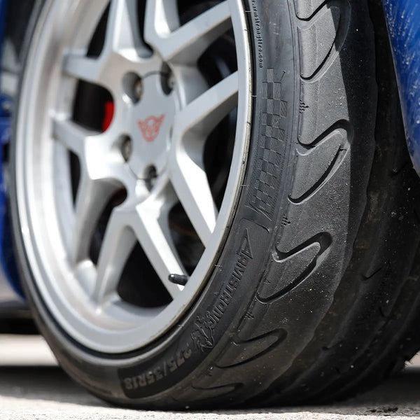 Corvette - Armstrong Blu Trac Race - race-ready UHP tire