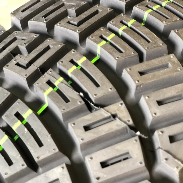 MRF ZDM3 - Rally Tire Tread